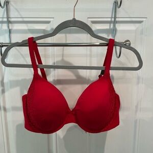 Victoria's Secret Red Plunge Bra with Adjustable Straps NWT